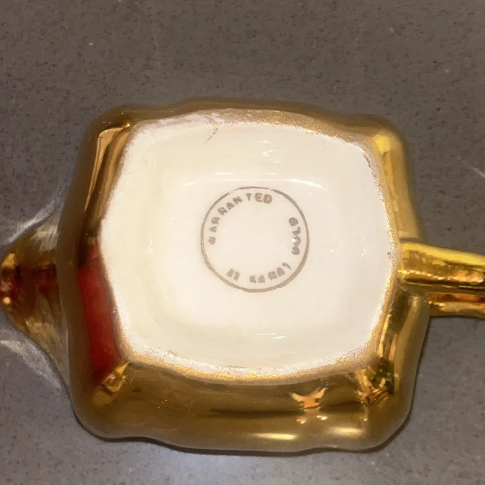 Vintage Brilliant Porcelain 22 Karat Gold Sugar Bowl and Creamer Pitcher Set - Picture 8 of 11